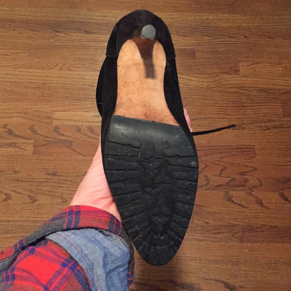 Manolo Blahnik black lace up suede boots - Picture 6 of 6